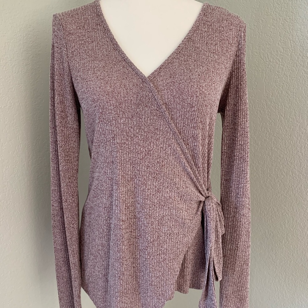 Wraparound sweater lightweight